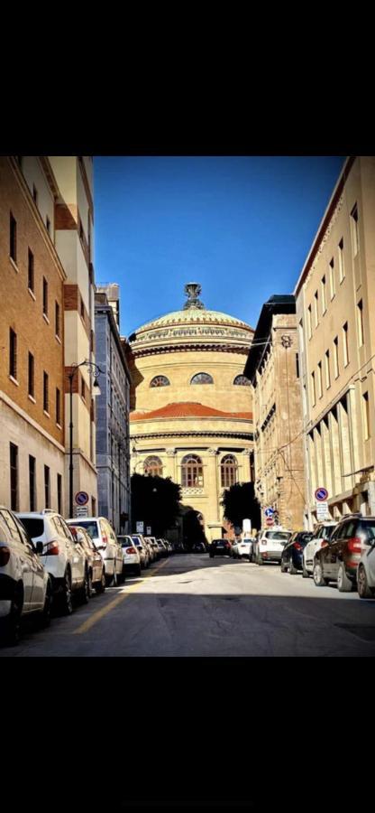 Un Raggio Di Sole Al Massimo Lejlighed Palermo Eksteriør billede